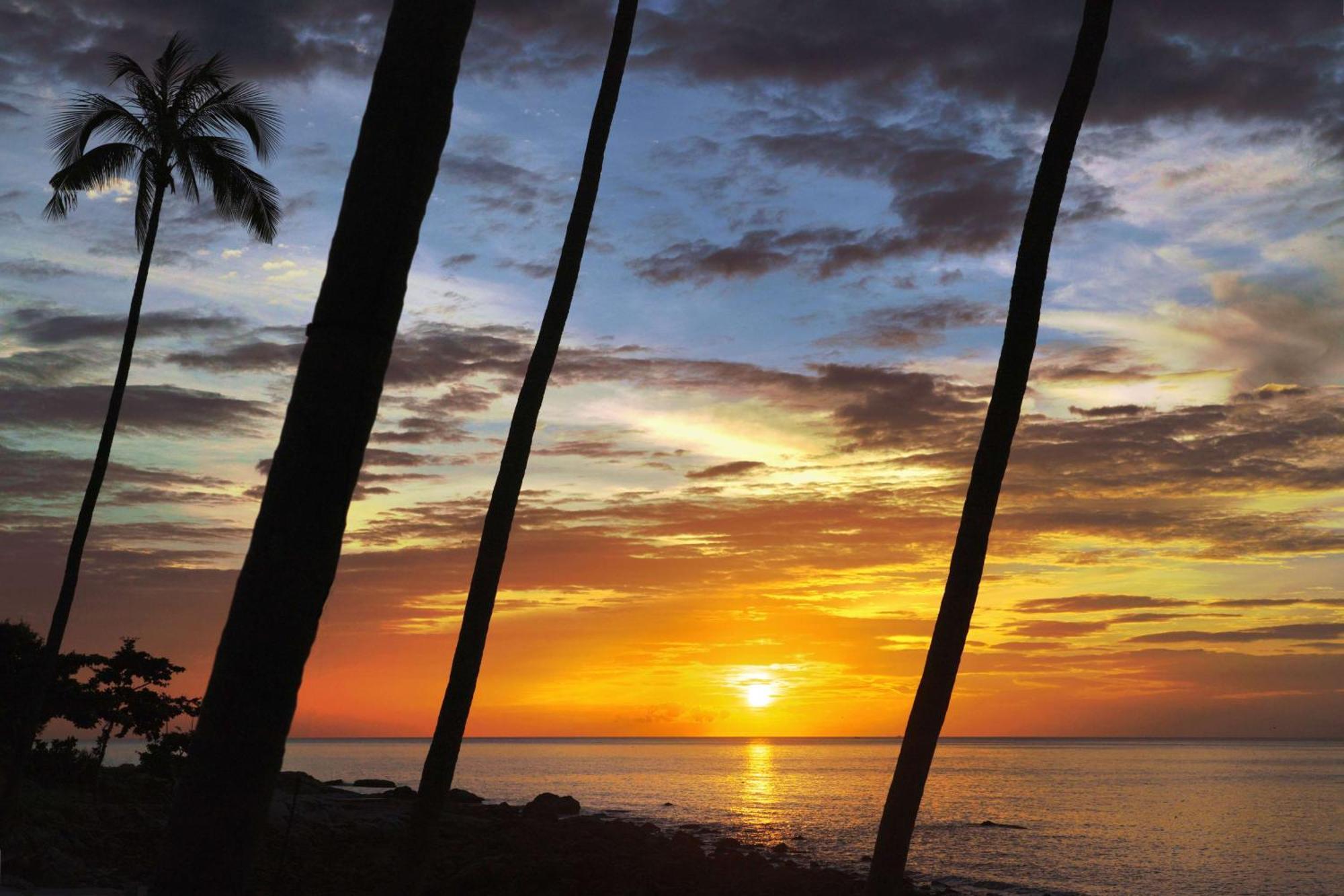Hotel Hyatt Regency Koh Samui Chaweng  Exteriér fotografie Sunset at the beach