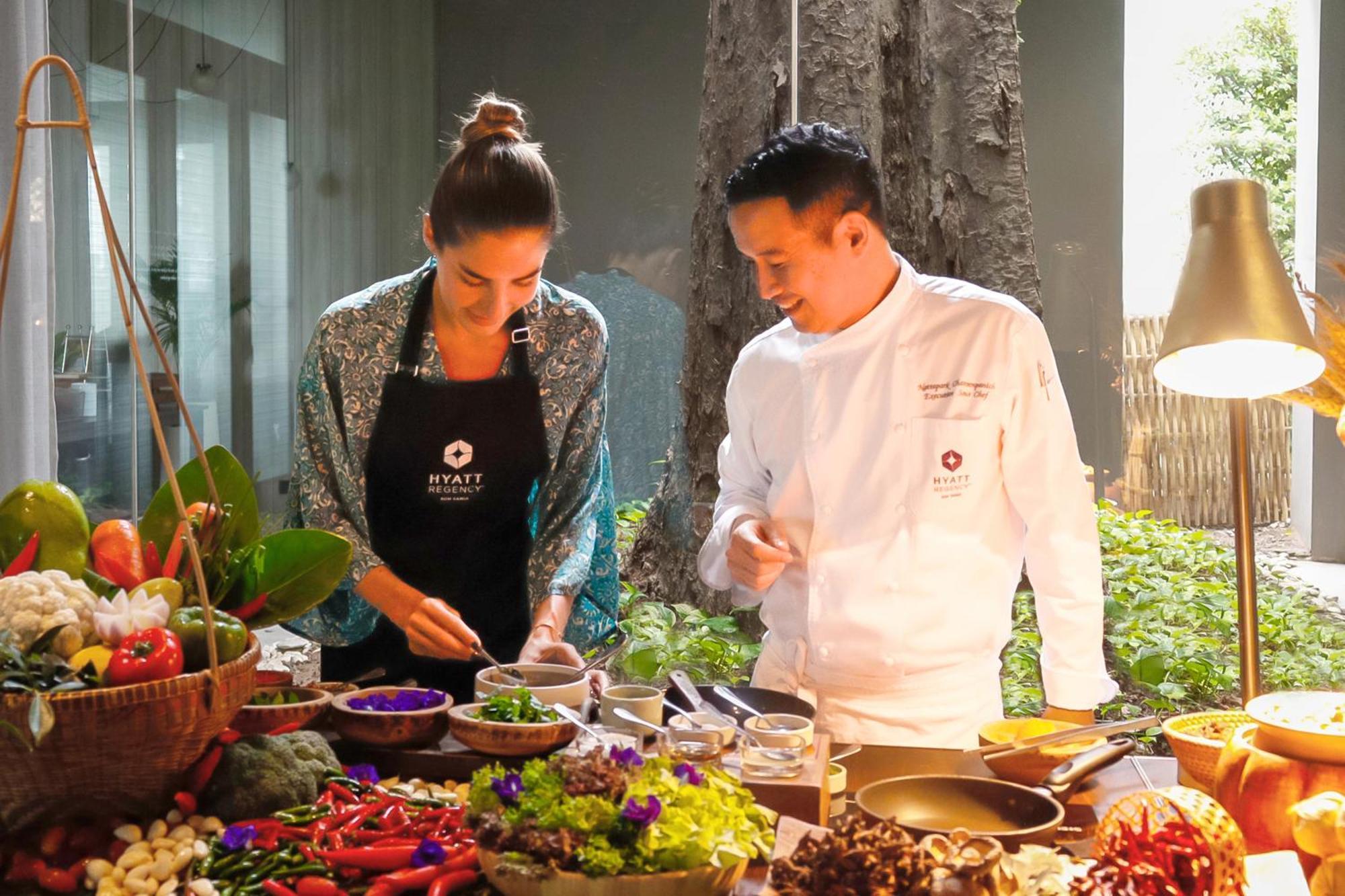 Hotel Hyatt Regency Koh Samui Chaweng  Exteriér fotografie Chef and his sous-chef